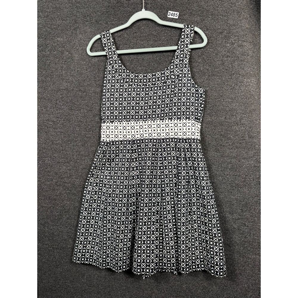 White House Black Market Black and White Patterned Midi Dress 6 - Picture 2 of 6
